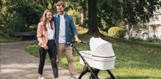 Il passeggino diventa elettrico con Bosh: un aiuto per passeggiare col bebè