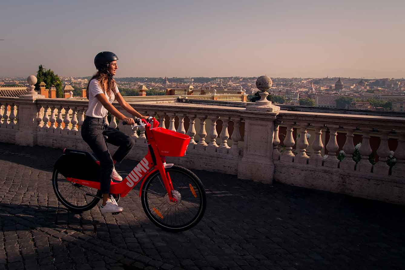 Uber lancia il servizio di Bike-sharing a Roma, prima città in Italia