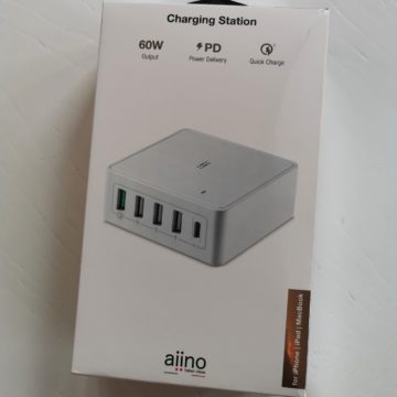 Presa di contatto con Aiino Caricatore da tavolo Premium 60W a 5 Porte