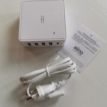 Presa di contatto con Aiino Caricatore da tavolo Premium 60W a 5 Porte