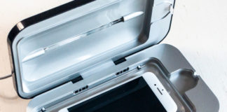 PhoneSoap 3.0, recensione del pulisci smartphone da camera