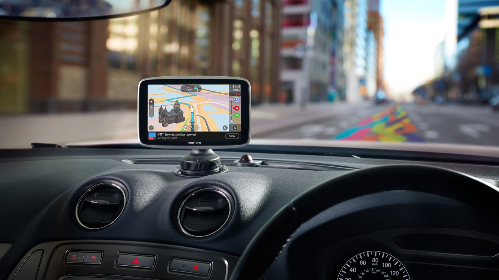 Recensione TomTom GO Premium X, il navigatore smart per sentirsi in