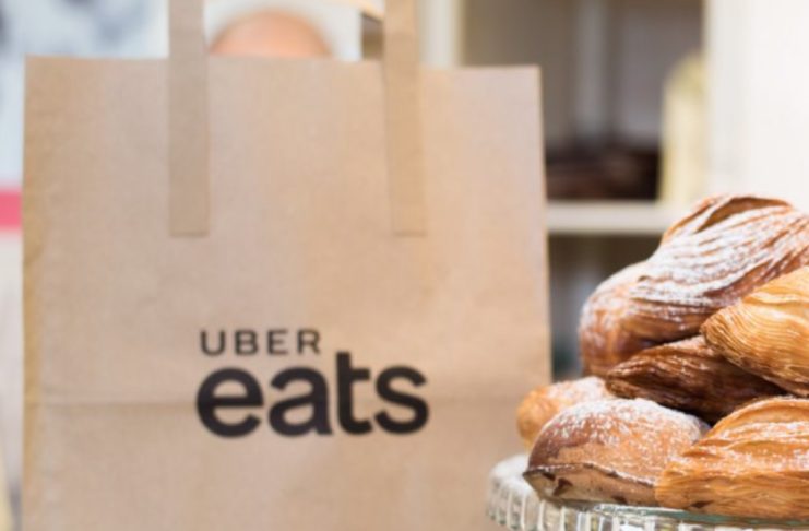 Uber licenzia centinaia di persone tra Uber Eats e auto a guida autonoma