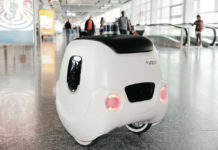 All’aeroporto di Francoforte arrivano i robot: accompagnano i passeggeri al gate