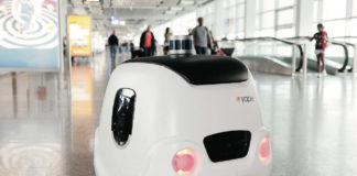 All’aeroporto di Francoforte arrivano i robot: accompagnano i passeggeri al gate