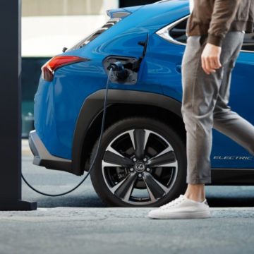 Lexus UX 300e, l’elettrica arriverà prima  nel mercato cinese ed europeo, poi in quello giapponese
