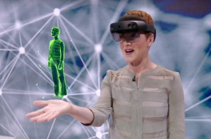 Microsoft HoloLens 2 è disponibile ma costa un occhio