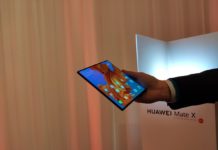 Lo smartphone pieghevole Huawei Mate X è in vendita in Cina