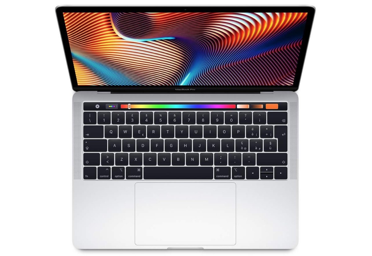 Ultimo MacBook Pro 13″ a solo 1199 euro su Amazon
