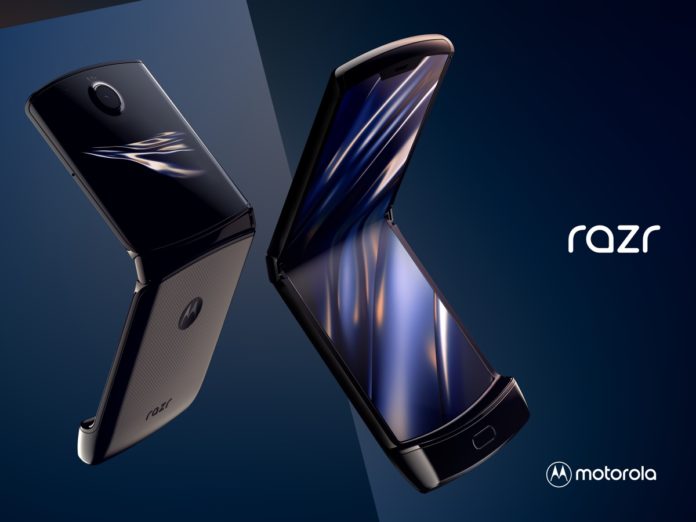 Motorola RAZR è il primo Android a conchiglia con schermo pieghevole