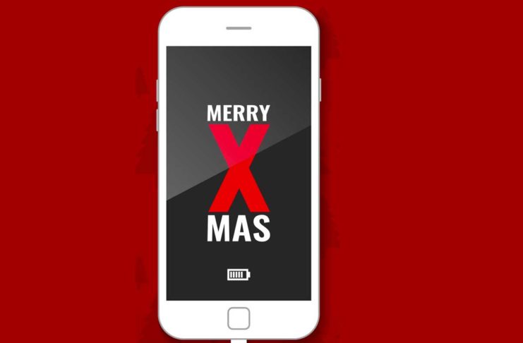 Italiani dipendenti dagli smartphone anche a Natale