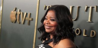 Apple TV+, arriva il 6 dicembre la serie tv crime “Truth Be Told”