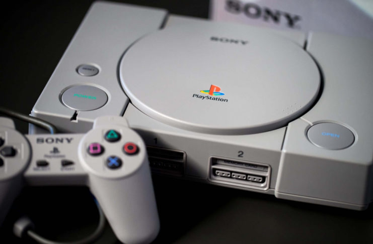 25 anni dopo, ecco cosa c’era dentro la prima Playstation