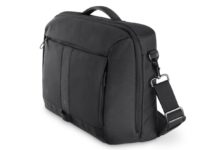 Borsa tracolla Belkin per laptop, prezzo ancora basso: 31 € invece di 70 € Borsa tracolla Belkin per laptop, su Amazon prezzo folle: 12,67€