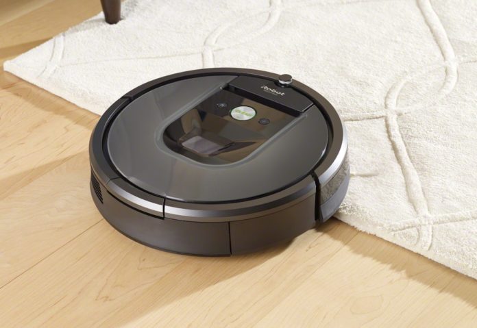 iRobot Roomba 960: a 449 euro invece che 819 euro