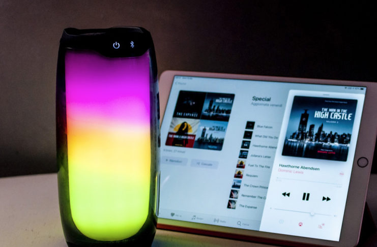 Recensione JBL Pulse 4, un tripudio di musica e colore irraggiungibile