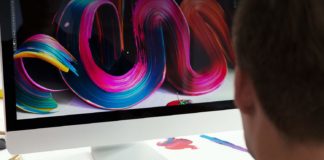 Logitech Craft, la tastiera per grafici, creativi e video makers a metà prezzo: 102€