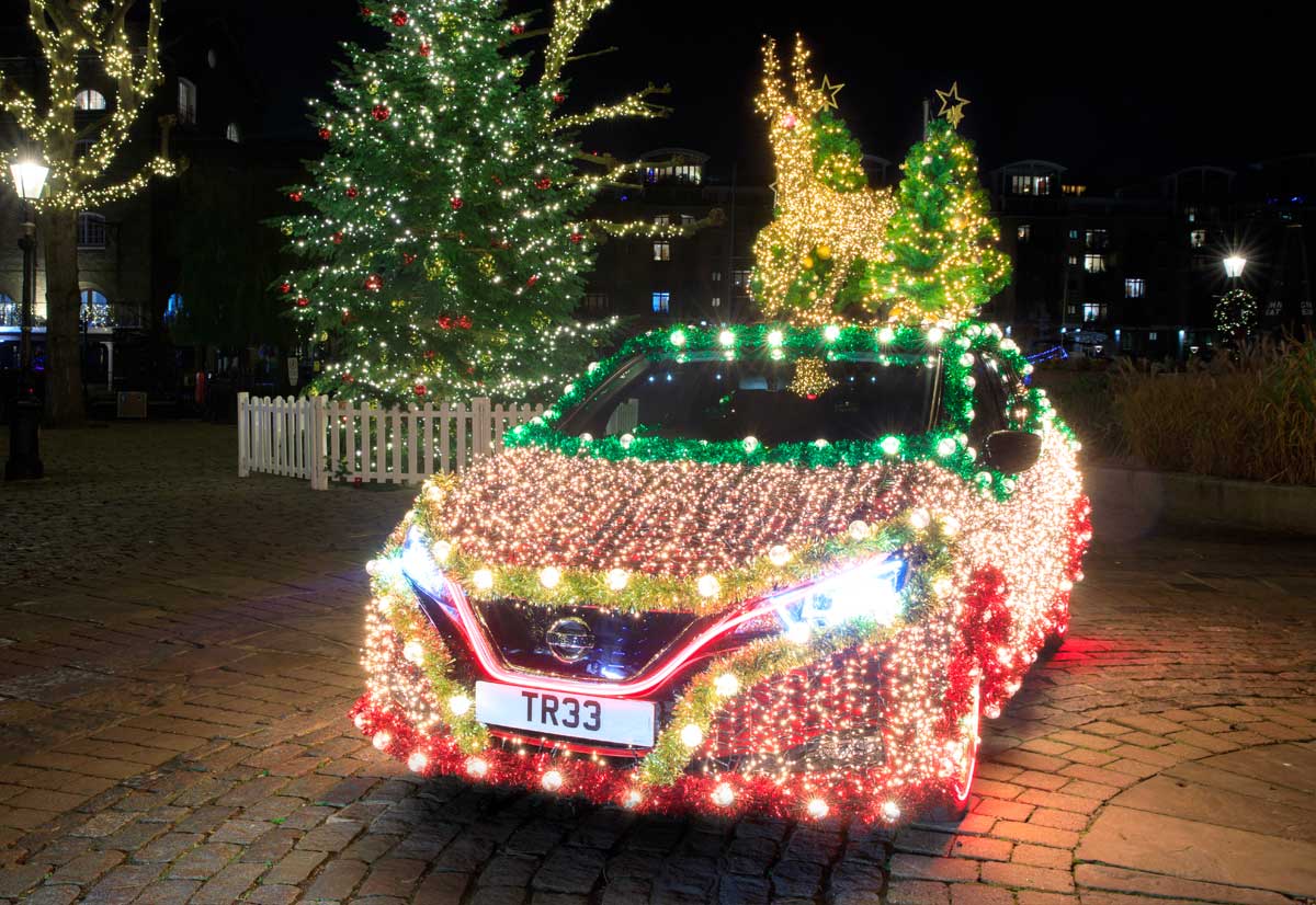 Nissan Tree, la Leaf diventa… albero-slitta di Natale