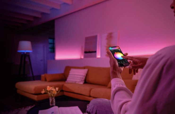 Sconto su due lampade smart Hue Philips con bridge: solo 69,99 euro