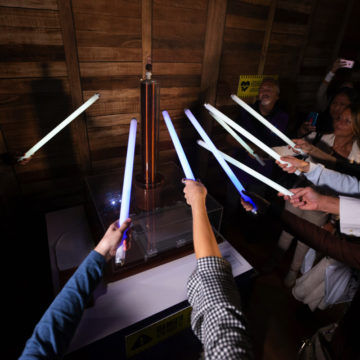 Chi inventò la radio? Nikola Tesla o Guglielmo Marconi?  Infuoca il dibattito alla Nikola Tesla Exhibition