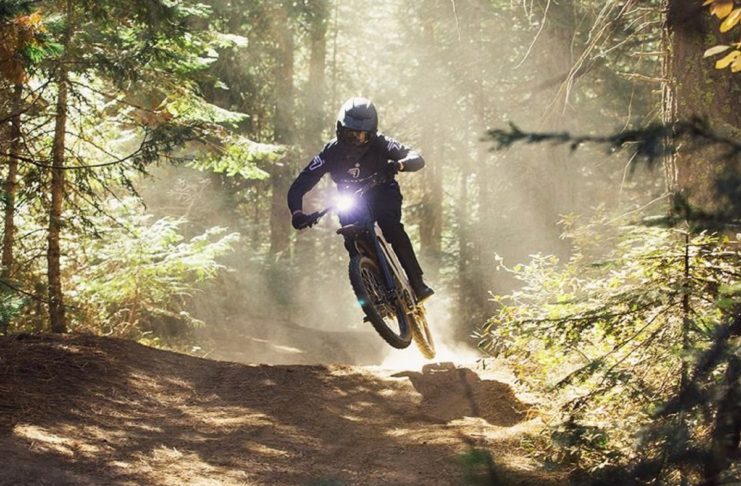 Segway Dirt eBike, l’elettrica da fuori strada si acquista su indiegogo