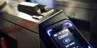 Apple Pay Express Transit, a New York addebiti agli utenti che passano vicino ai terminal