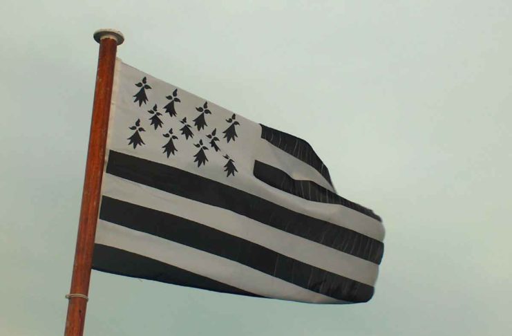 Utenti su Twitter si mobilitano per avere la bandiera bretone come emoji