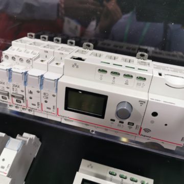 La domotica Bticino/Legrand con Netatmo Drivia entra nel quadro elettrico con Homekit, Alexa, Google