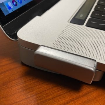 Recensione DG Rule invisible Hub: scompare sotto il MacBook Pro