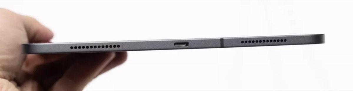 Dieci anni fa l’iPad ha cambiato il mondo. E il mondo ha cambiato l’iPad Dieci anni fa l’iPad ha cambiato il mondo. E il mondo ha cambiato l’iPad