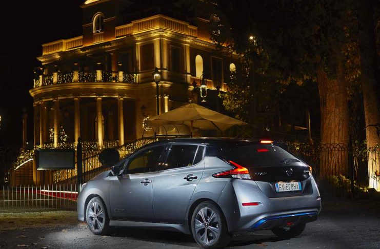 Nuova Nissan LEAF 62 kWh con maggiore autonomia e connettività
