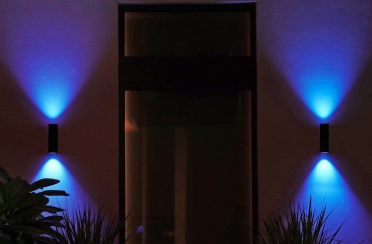 Philips Hue, al CES 2020 arrivano le nuove luci per esterno e novità per HDMI Sync Box