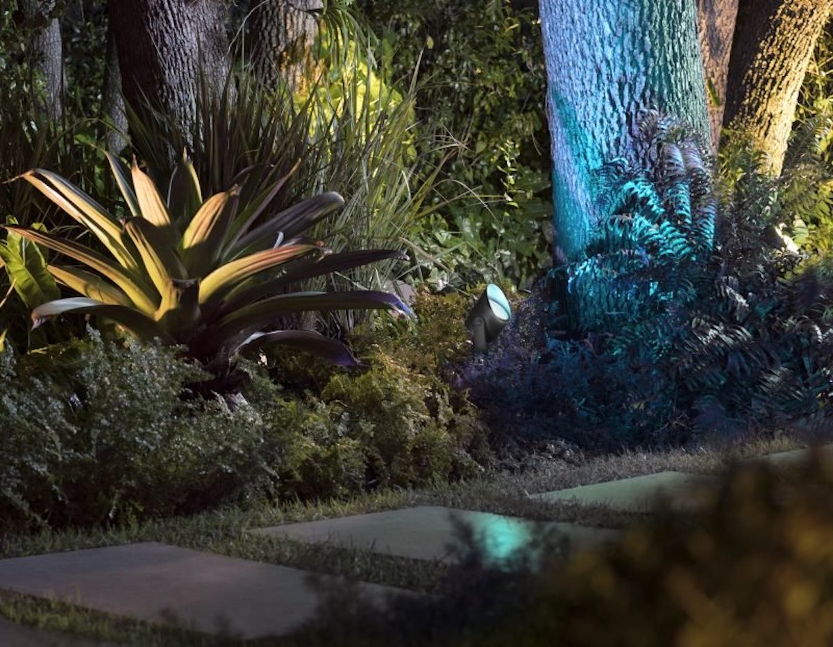 Philips Hue, al CES 2020 arrivano le nuove luci per esterno e novità per HDMI Sync Box