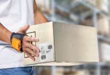 MARK di ProGlove è uno scanner indossabile piccolo e leggero