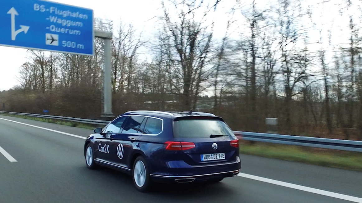 Guida autonoma, in Germania un tratto autostradale di 7 chilometri per sistemi di comunicazione Car2X