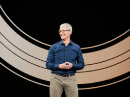 Nel regno di Tim Cook le azioni Apple sono aumentate del 480%