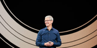 Nel regno di Tim Cook le azioni Apple sono aumentate del 480%