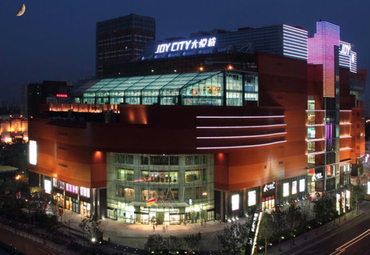 Riaprono gli Apple Store in Cina, ma con orario ridotto