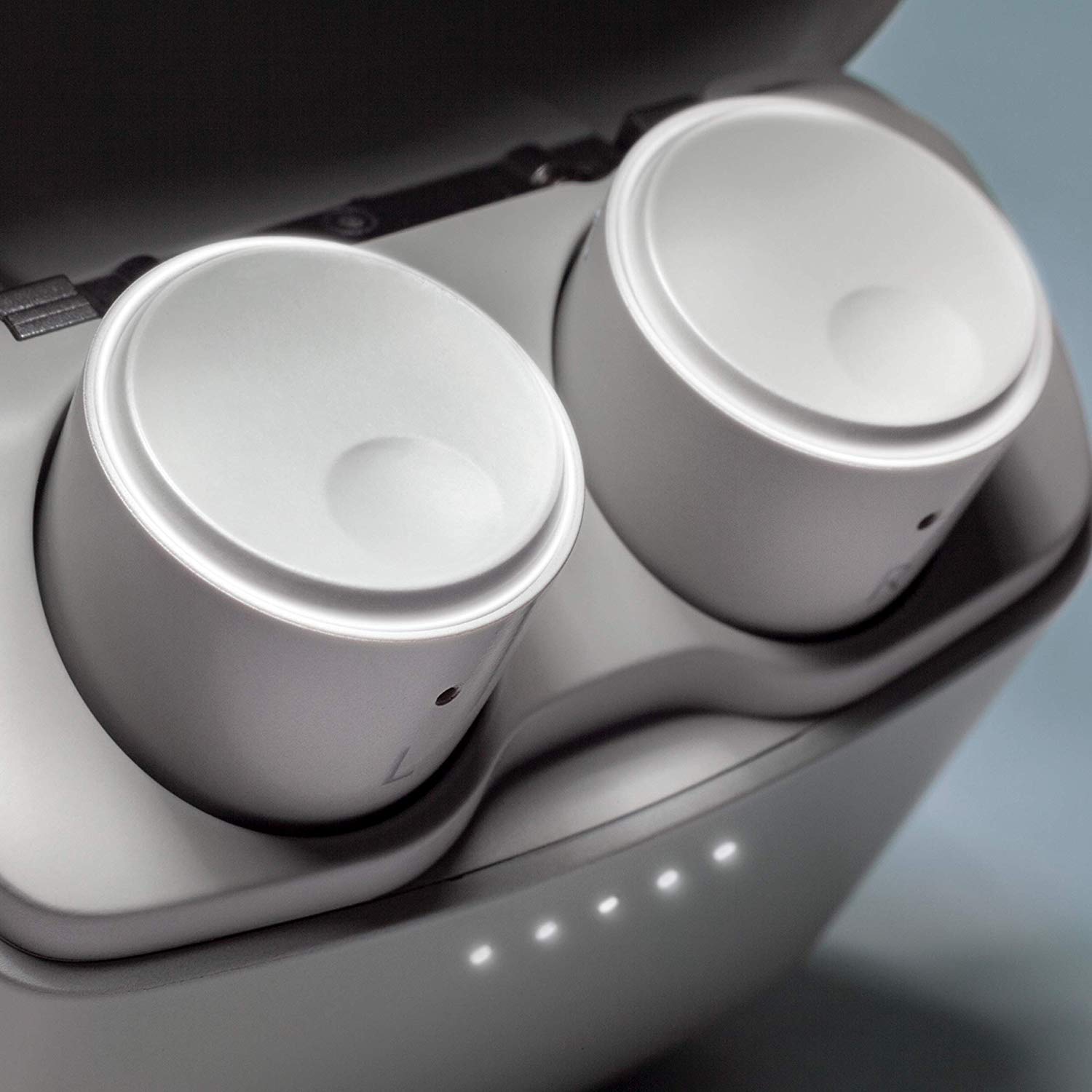 Cambridge Audio Melomania 1: ecco gli auricolari per gustare l’autentico “British Sound”