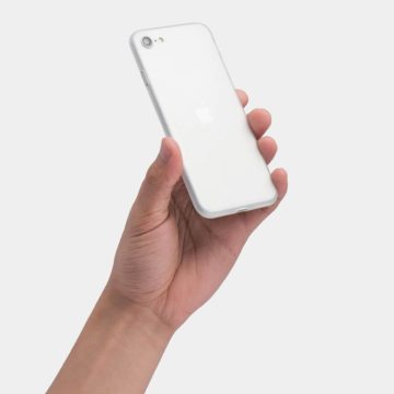Un produttore ha  già messo in vendita la custodia per “Phone SE 2”