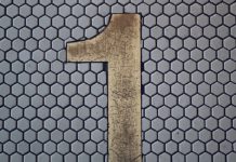 Samsung invia una strana notifica agli utenti Galaxy di mezzo pianeta