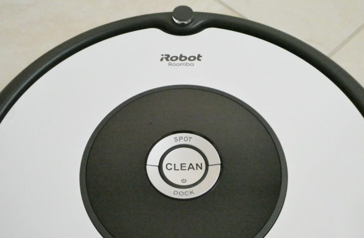 Ecovacs Deebot 605 contro iRobot Roomba 605, il confronto di Macitynet