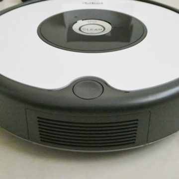 Ecovacs Deebot 605 contro iRobot Roomba 605, il confronto di Macitynet