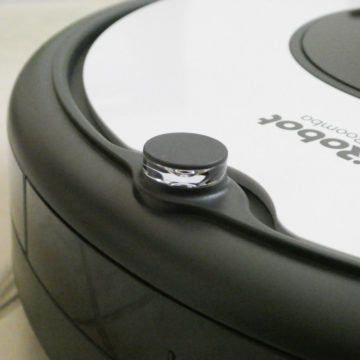 Ecovacs Deebot 605 contro iRobot Roomba 605, il confronto di Macitynet
