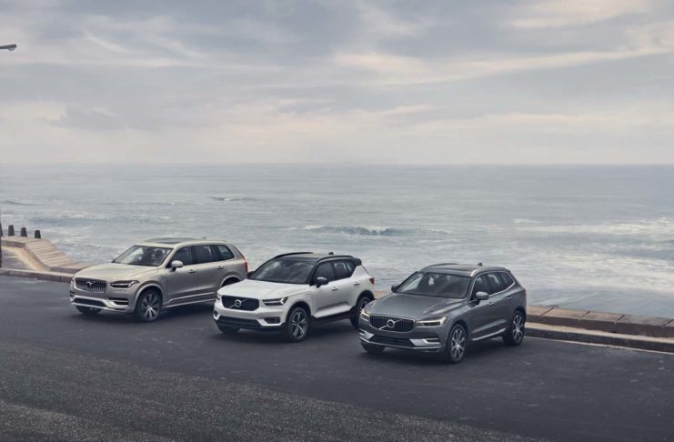 Volvo Cars ha presentato le versioni aggiornate della berlina S90 e delle station wagon V90/V90 Cross Country