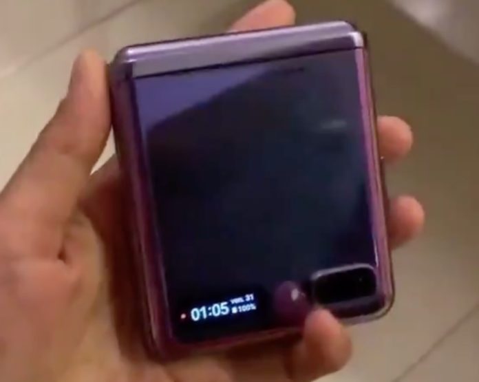 In video Samsung Galaxy Z Flip sfoggia un display pieghevole extra lungo