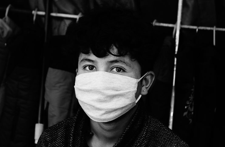 Foxconn inizia a costruire maschere mediche per coronavirus