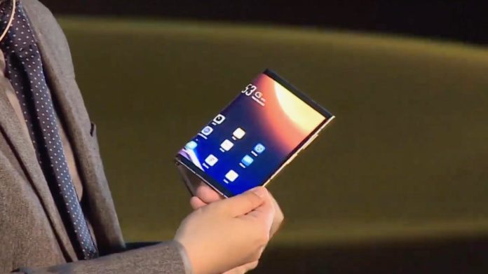 FlexPai 2 sarà il primo telefono a utilizzare il nuovo display flessibile di Royole