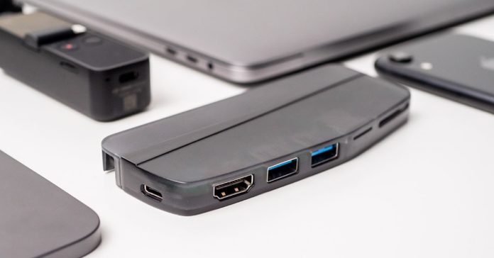HybridDrive, su indiegogo l’hub con SSD che espande la connettività dei Macbook