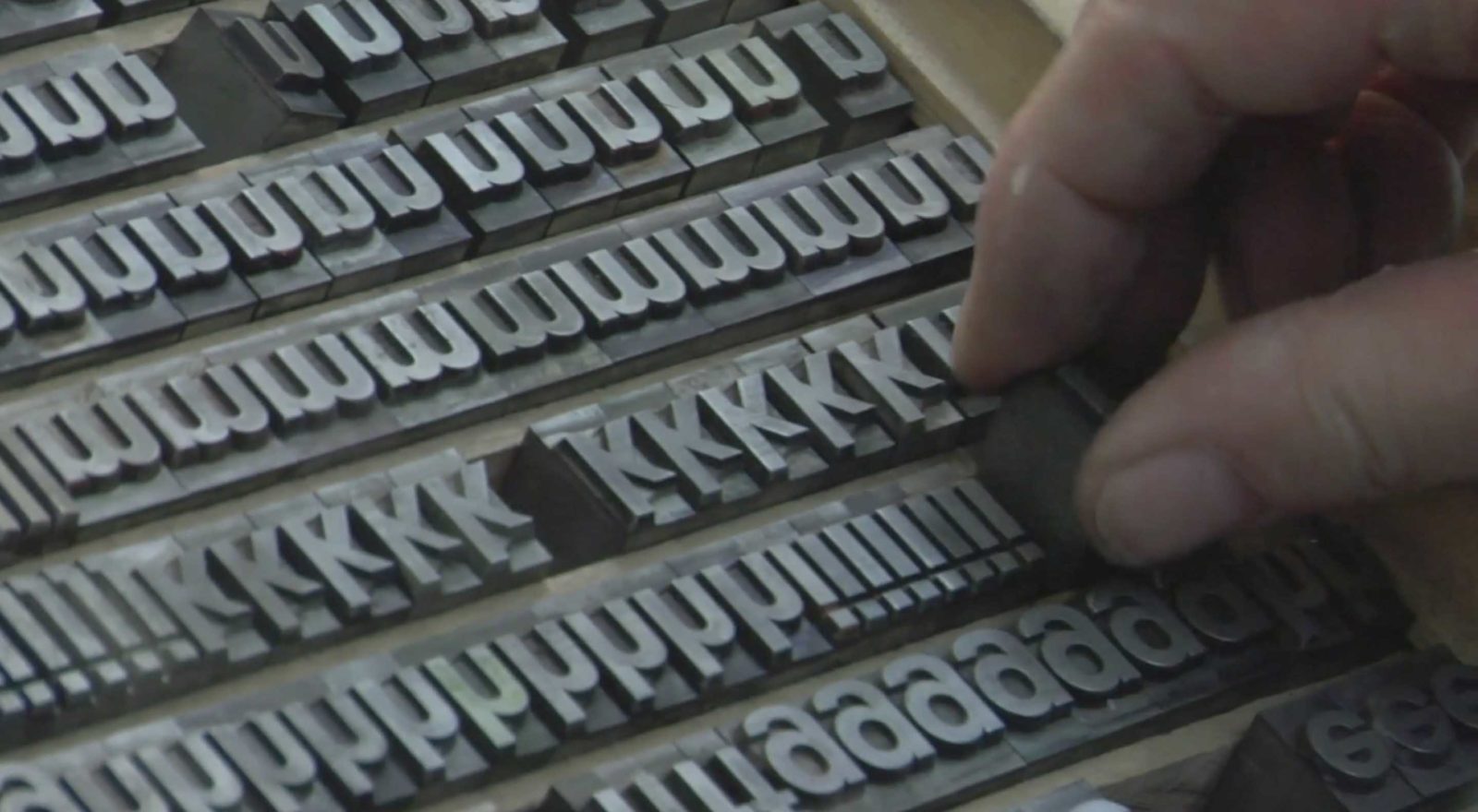 Grafici costretti a casa? Il documentario “Helvetica” ora è visibile gratis